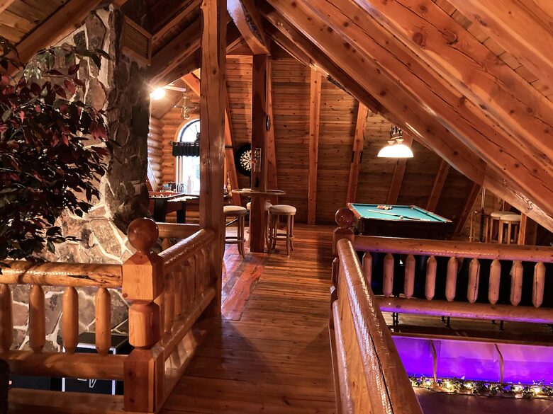 Splinter Shack Lodge | Charming Ski Log Cabin 20 minutes from Snowbasin! - Ogden, Utah