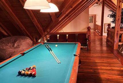 Splinter Shack Lodge | Charming Ski Log Cabin 20 minutes from Snowbasin! - Ogden, Utah