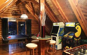 Splinter Shack Lodge | Charming Ski Log Cabin 20 minutes from Snowbasin! - Ogden, Utah