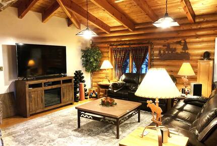 Splinter Shack Lodge | Charming Ski Log Cabin 20 minutes from Snowbasin! - Ogden, Utah