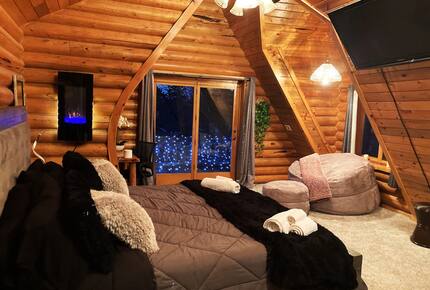Splinter Shack Lodge | Charming Ski Log Cabin 20 minutes from Snowbasin! - Ogden, Utah