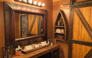 Splinter Shack Lodge | Charming Ski Log Cabin 20 minutes from Snowbasin! - Ogden, Utah