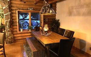 Splinter Shack Lodge | Charming Ski Log Cabin 20 minutes from Snowbasin! - Ogden, Utah