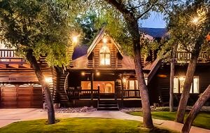 Splinter Shack Lodge | Charming Ski Log Cabin 20 minutes from Snowbasin! - Ogden, Utah