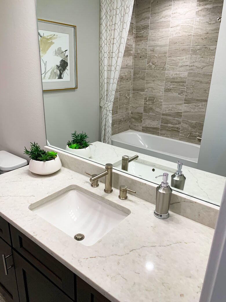 Relaxed Florida Living Near Downtown Naples - Naples, Florida