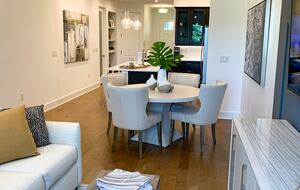 Relaxed Florida Living Near Downtown Naples - Naples, Florida