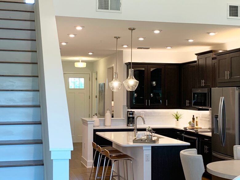 Relaxed Florida Living Near Downtown Naples - Naples, Florida