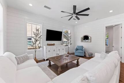 Elevated 30A Living Steps from the Sand - Santa Rosa Beach, Florida