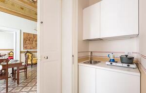 Liberty-Inspired Apartment with Terrace & Frescoes - Trepuzzi, Italy