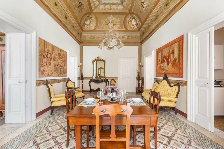 Liberty-Inspired Apartment with Terrace & Frescoes - Trepuzzi, Italy