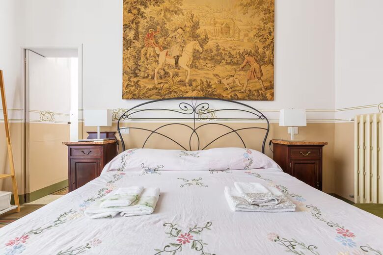 Liberty-Inspired Apartment with Terrace & Frescoes - Trepuzzi, Italy