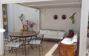 Liberty-Inspired Apartment with Terrace & Frescoes - Trepuzzi, Italy