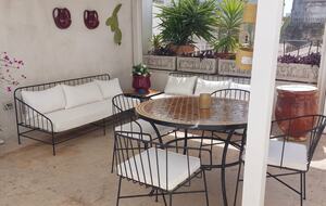 Liberty-Inspired Apartment with Terrace & Frescoes - Trepuzzi, Italy