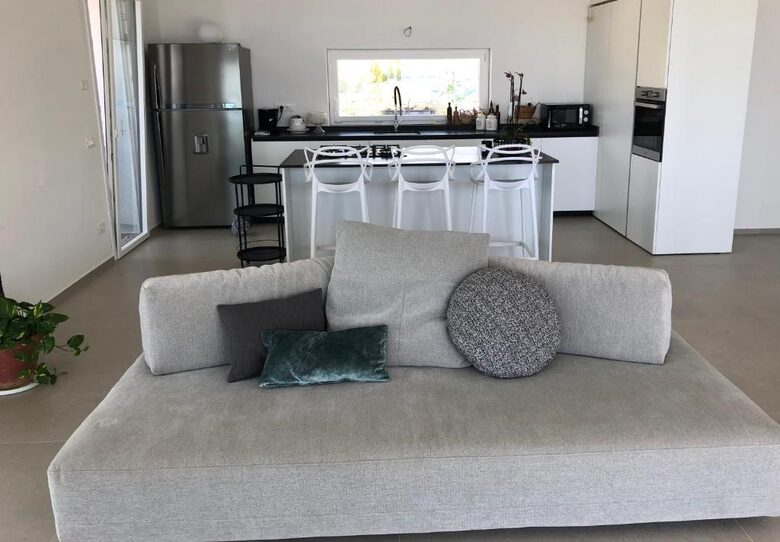 Coastal Villa with Pool & Sea Views - Sciacca, Italy