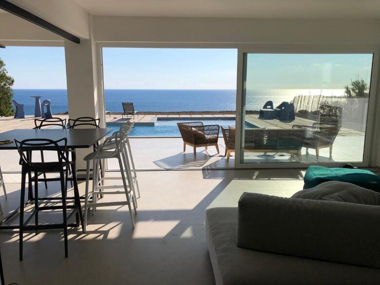 Coastal Villa with Pool & Sea Views - Sciacca, Italy