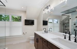 Charming Waterfront Retreat in Burlington - Burlington, Wisconsin