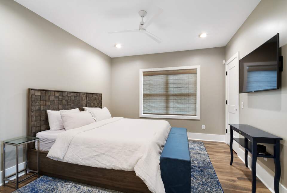 Charming Waterfront Retreat in Burlington - Burlington, Wisconsin