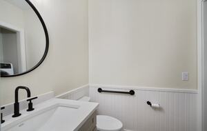 Charming Waterfront Retreat in Burlington - Burlington, Wisconsin