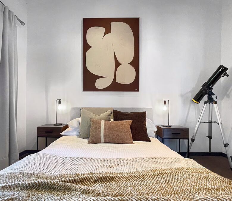 Clifftop Elegance in the Blue Mountains - Wentworth Falls, Australia