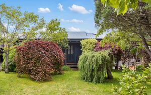 Clifftop Elegance in the Blue Mountains - Wentworth Falls, Australia