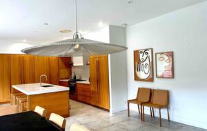 Oakwood Escape | Spa, Style & Serenity - Matcham, Australia