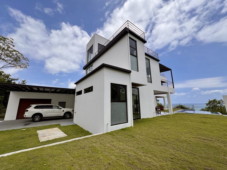 Modern Jungle Escape Near Jacó - Jacó, Costa Rica