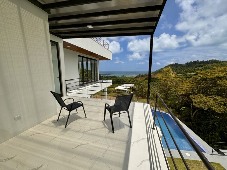 Modern Jungle Escape Near Jacó - Jacó, Costa Rica