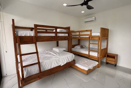 Modern Jungle Escape Near Jacó - Jacó, Costa Rica