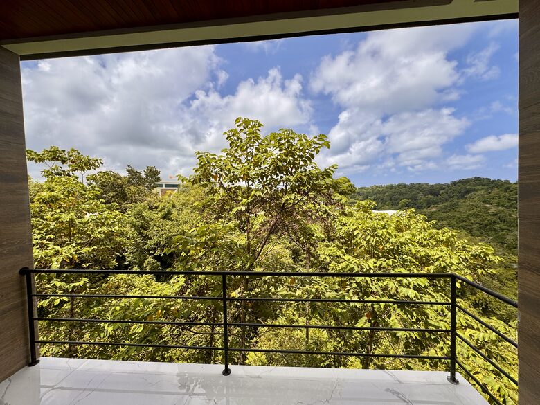 Modern Jungle Escape Near Jacó - Jacó, Costa Rica