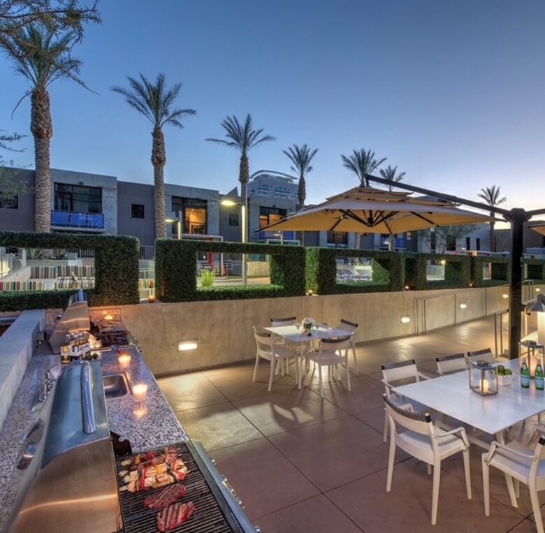 Chic Loft with Skyline Views in Downtown Vegas - Las Vegas, Nevada