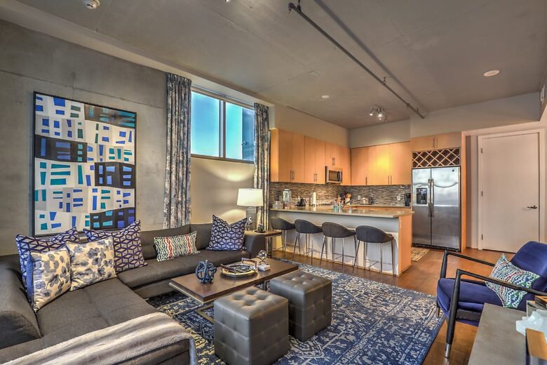 Chic Loft with Skyline Views in Downtown Vegas - Las Vegas, Nevada