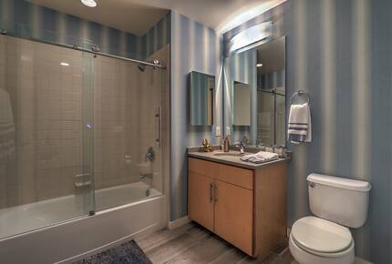 Chic Loft with Skyline Views in Downtown Vegas - Las Vegas, Nevada