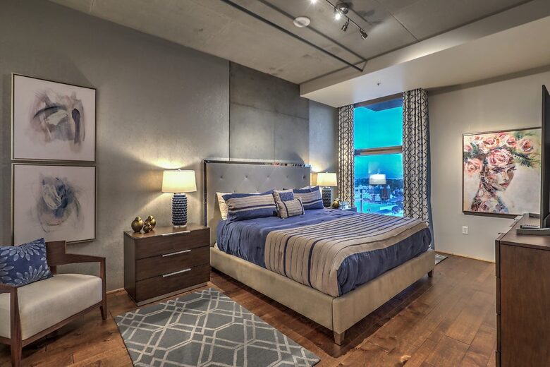 Chic Loft with Skyline Views in Downtown Vegas - Las Vegas, Nevada