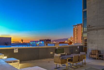 Chic Loft with Skyline Views in Downtown Vegas - Las Vegas, Nevada