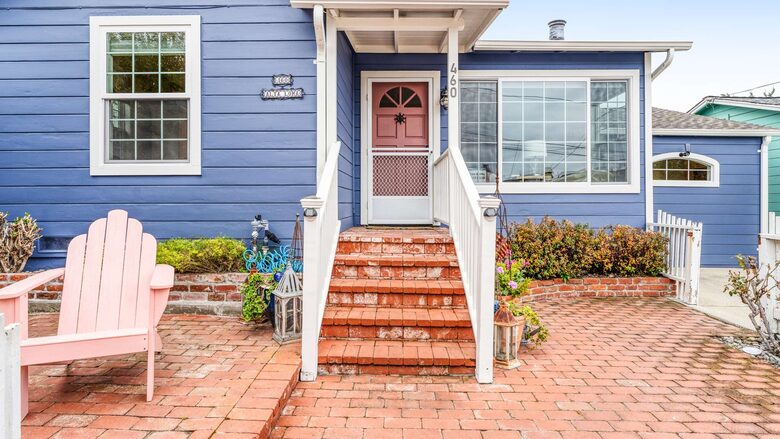 Harbor Hideaway: Coastal Comfort in Santa Cruz - Santa Cruz, California