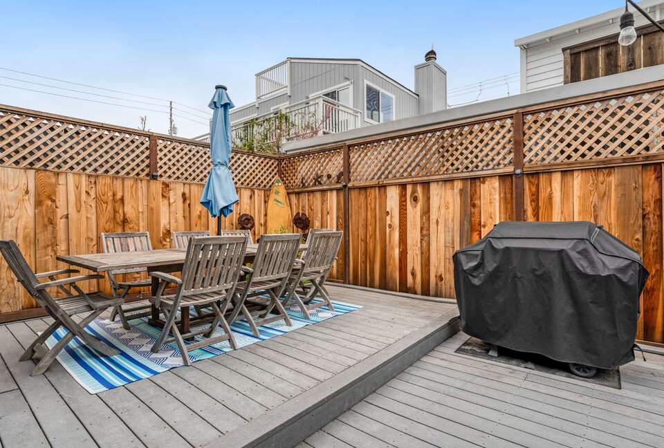 Harbor Hideaway: Coastal Comfort in Santa Cruz - Santa Cruz, California