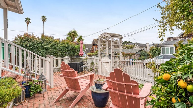 Harbor Hideaway: Coastal Comfort in Santa Cruz - Santa Cruz, California