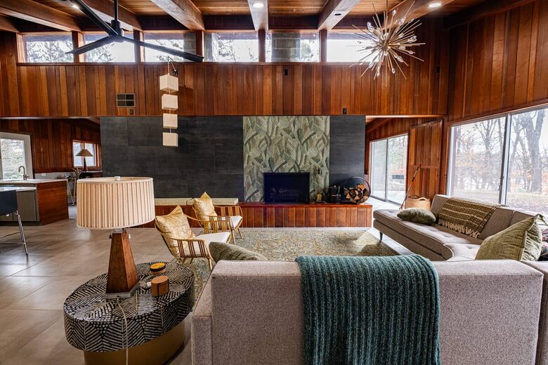 Mid-Century Haven with Private Lakes and Endless Views - Erhard, Minnesota