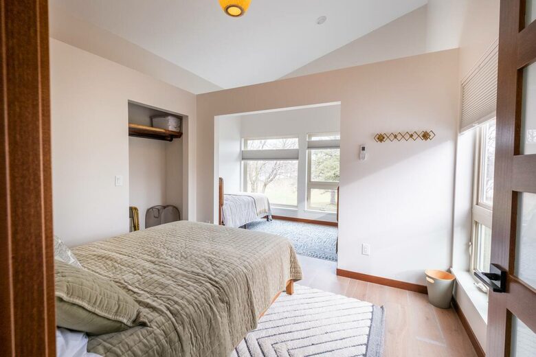 Mid-Century Haven with Private Lakes and Endless Views - Erhard, Minnesota