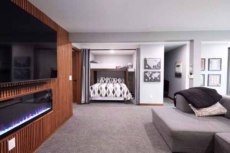 Mid-Century Haven with Private Lakes and Endless Views - Erhard, Minnesota