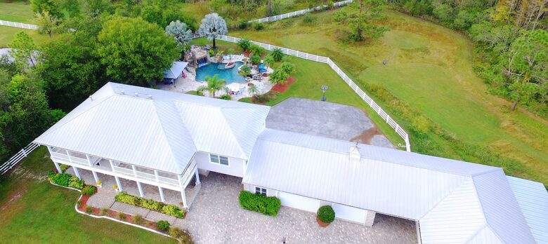 Exquisite Tampa-Area Oasis with Resort Amenities - Lutz, Florida