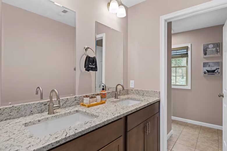 Exquisite Mountain Escape in the Heart of the Shenandoah - McGaheysville, Virginia