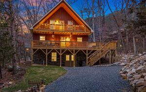 Exquisite Mountain Escape in the Heart of the Shenandoah - McGaheysville, Virginia
