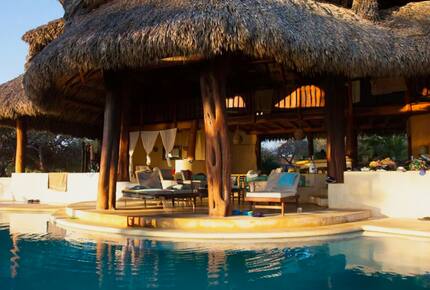 Oceanfront Tranquility at Casa del Surfista - La Saladitas, Mexico