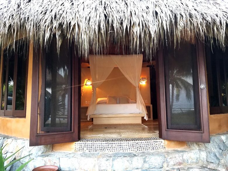 Oceanfront Tranquility at Casa del Surfista - La Saladitas, Mexico