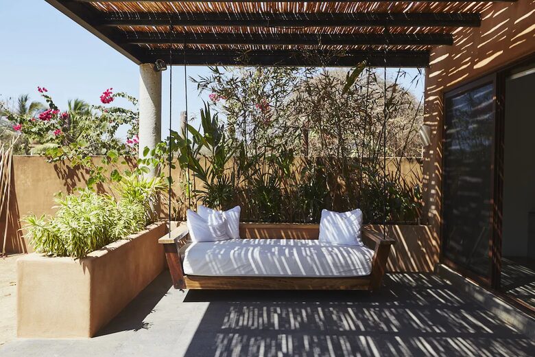 Oceanfront Tranquility at Casa del Surfista - La Saladitas, Mexico