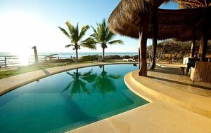 Oceanfront Tranquility at Casa del Surfista - La Saladitas, Mexico