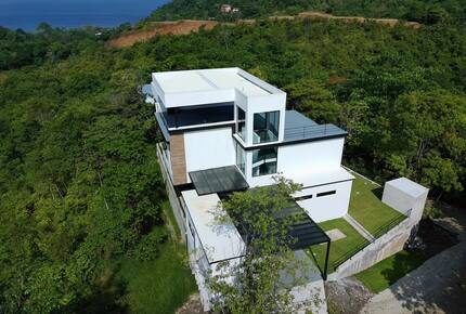 Modern Jungle Escape Near Jacó - Jacó, Costa Rica