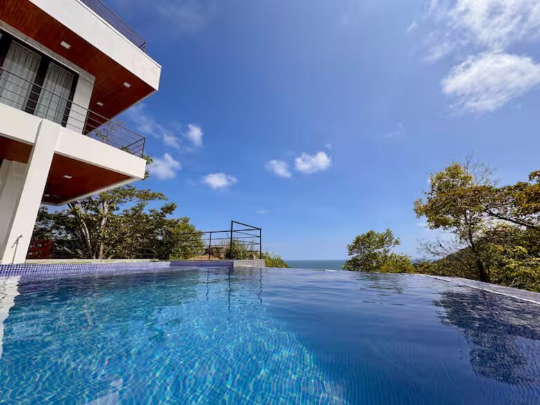 Modern Jungle Escape Near Jacó - Jacó, Costa Rica