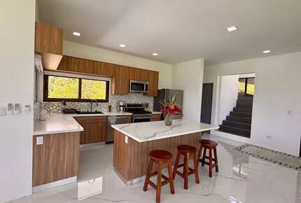 Modern Jungle Escape Near Jacó - Jacó, Costa Rica